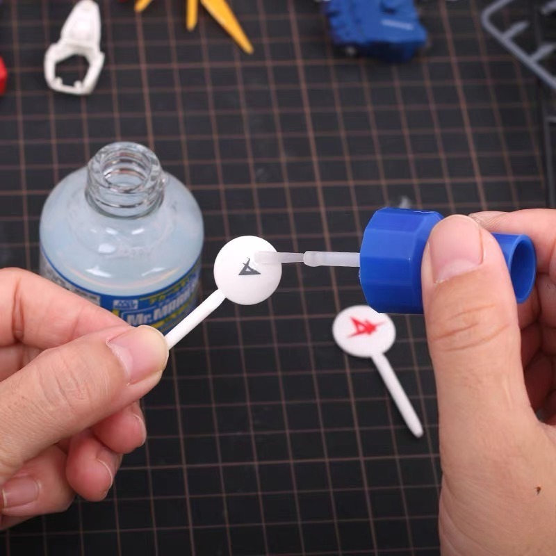 Special Glue for Military Mode - Tamiya Model Paint Set 评论和价格